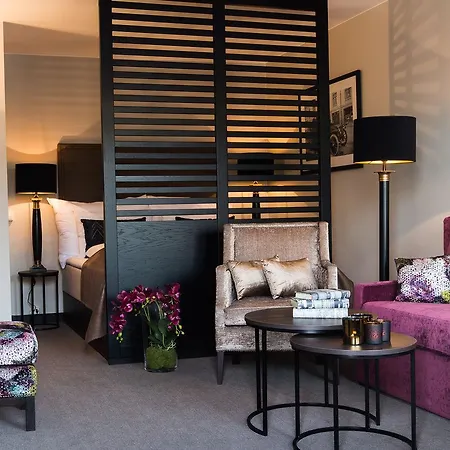 Hotel Saga